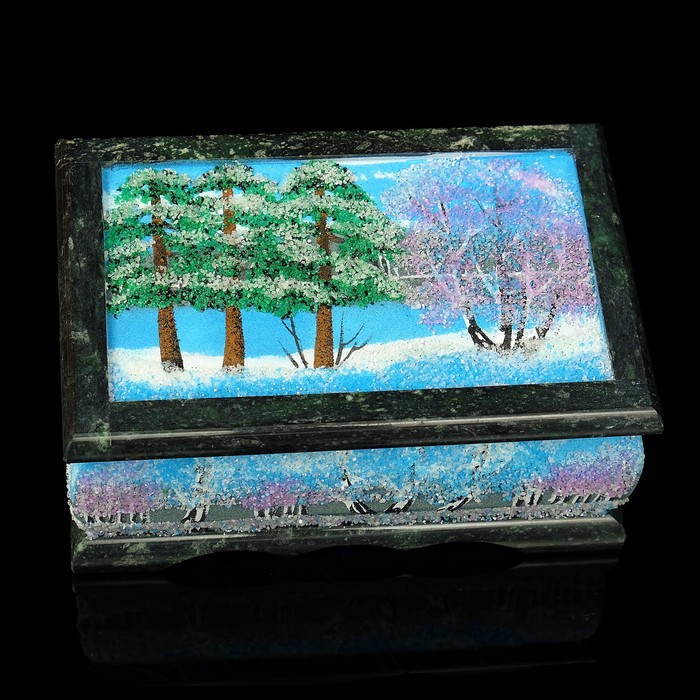 Шкатулка "Зима" рисованная вся 10х15х7 см змеевик