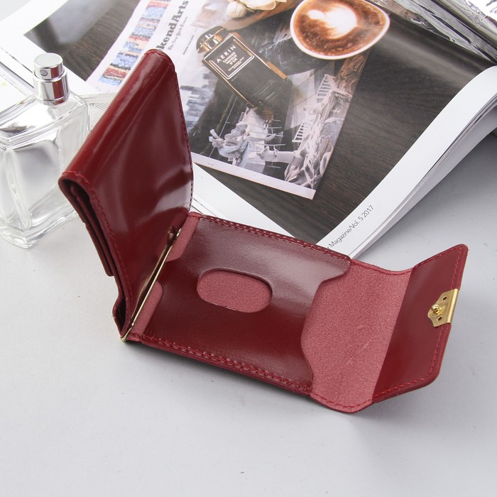 Зажим для купюр на кнопке, отдел для монет, цвет красный