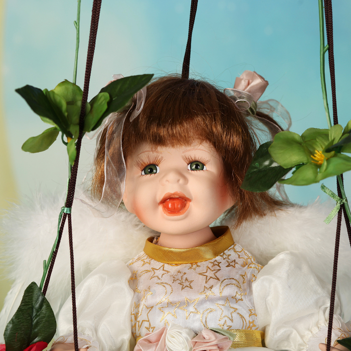 Кукла коллекционная "Маленькая Ника на качели"