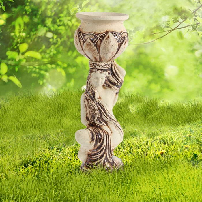 Садовая фигура "Тамара" шамот