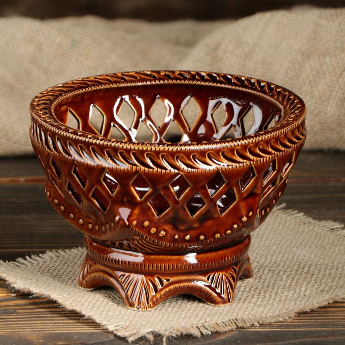 Конфетница "Резная" коричневая