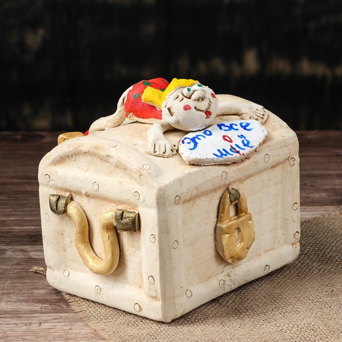 Копилка "Девочка на сундуке" малая, микс