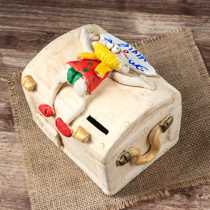 Копилка "Девочка на сундуке" малая, микс