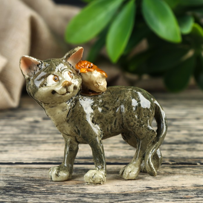 Сувенир - миниатюра "Кот с птичкой"