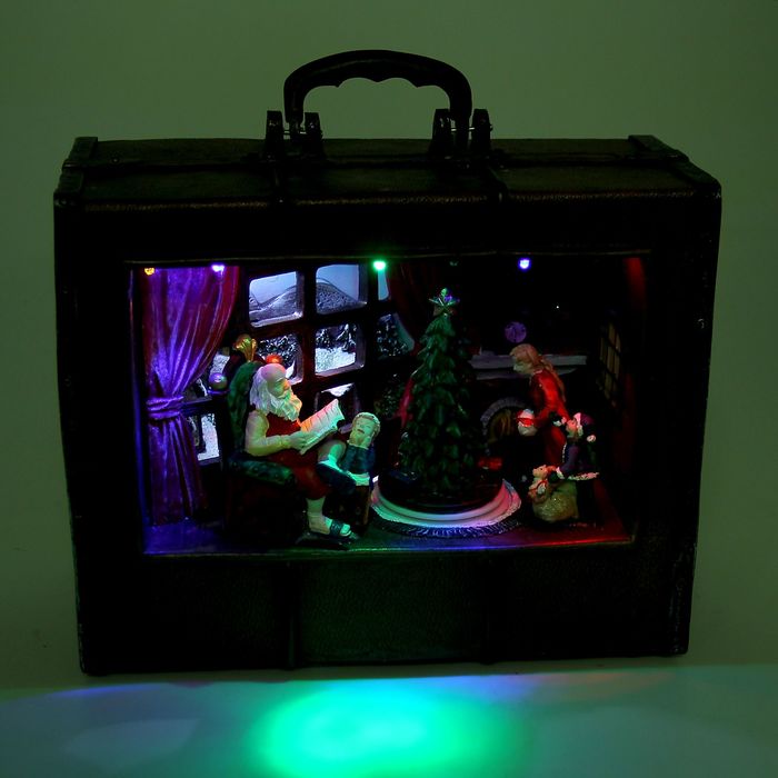 Сувенир "Чемодан новогодний" музыкальный, световой, движущийся