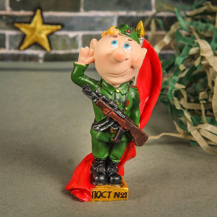 Сувенир "Постовой"