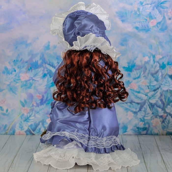 Кукла коллекционная "Клара в синем патье"