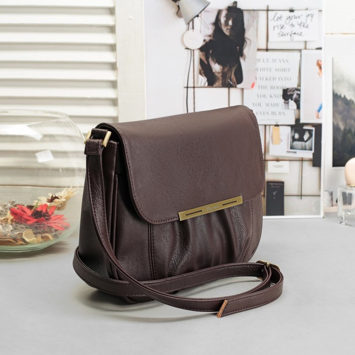 Сумка женская, отдел с перегородкой на молнии, наружный карман, регулируемый ремень, цвет тёмно-коричневый