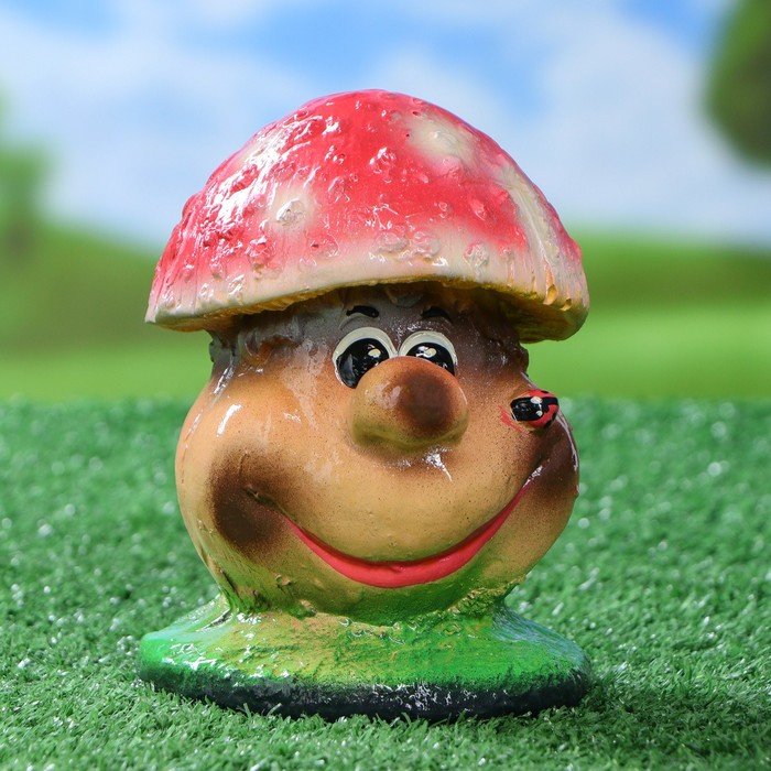 Садовая фигура "Гриб мухомор-мультяшка" трава