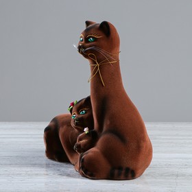 

Копилка "Семья котов", флок, коричневая, 24 см