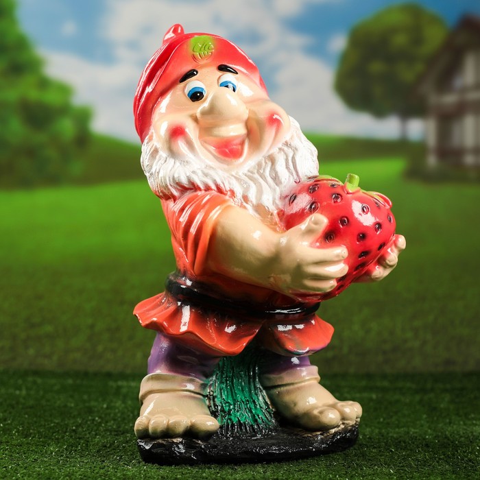 Садовая фигура "Гном с клубникой", одежда, микс, 49 см