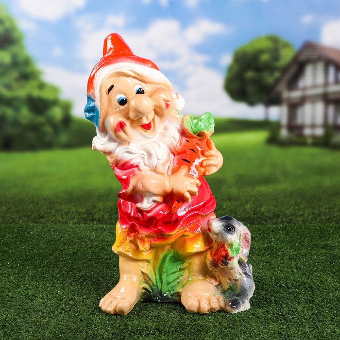 Садовая фигура "Гном с морковкой", фиолетовый кафтан, 46 см