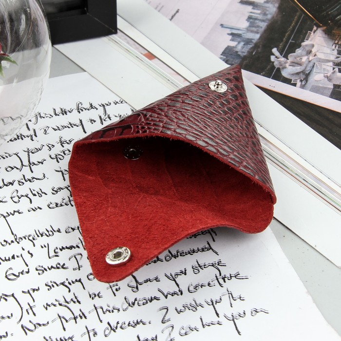 Футляр для монет на кнопке, кайман, цвет бордовый