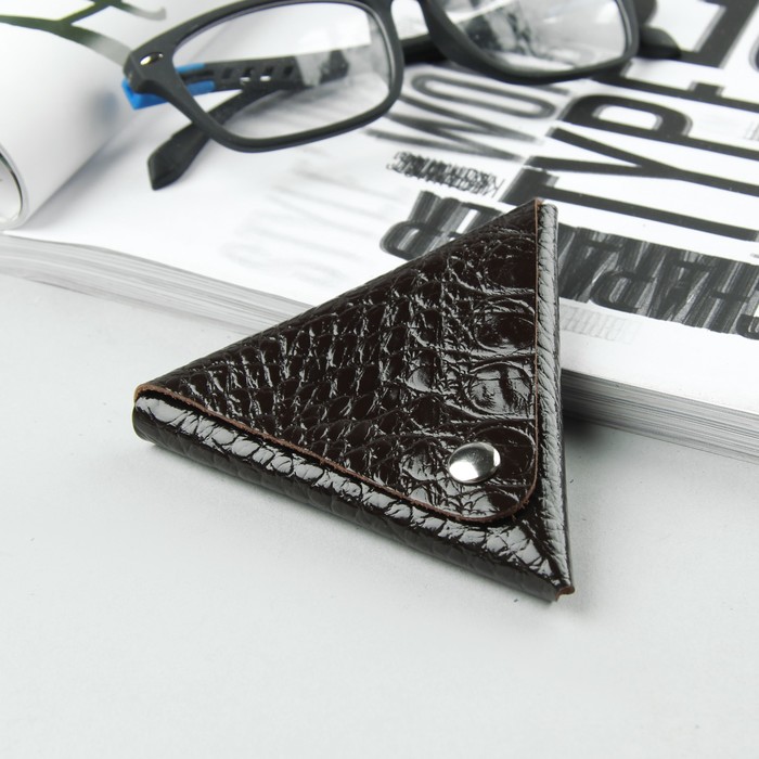 Футляр для монет на кнопке, кайман, цвет коричневый