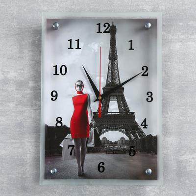 Часы настенные, серия: Город, "Девушка в красном платье в Париже" 25х35 см