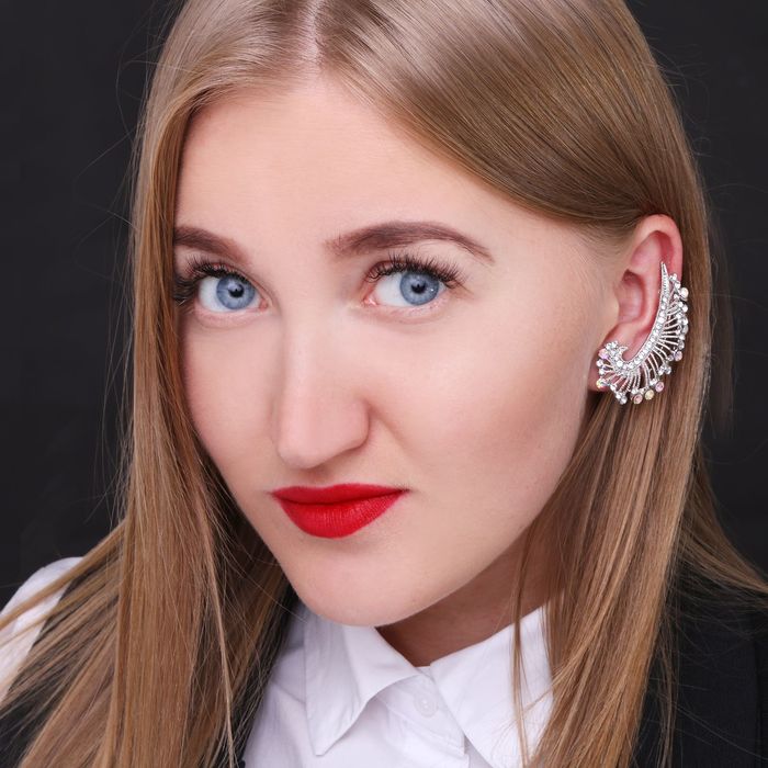 Серьга "Каффа" перо, цвет радужный в серебре