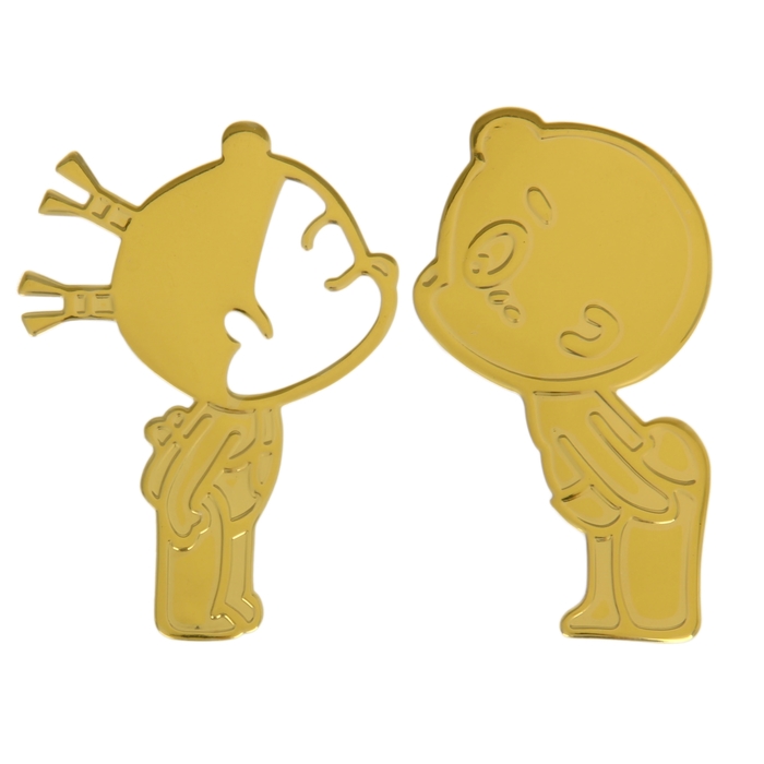 Декоративная наклейка на автомобиль Поцелуй, золото