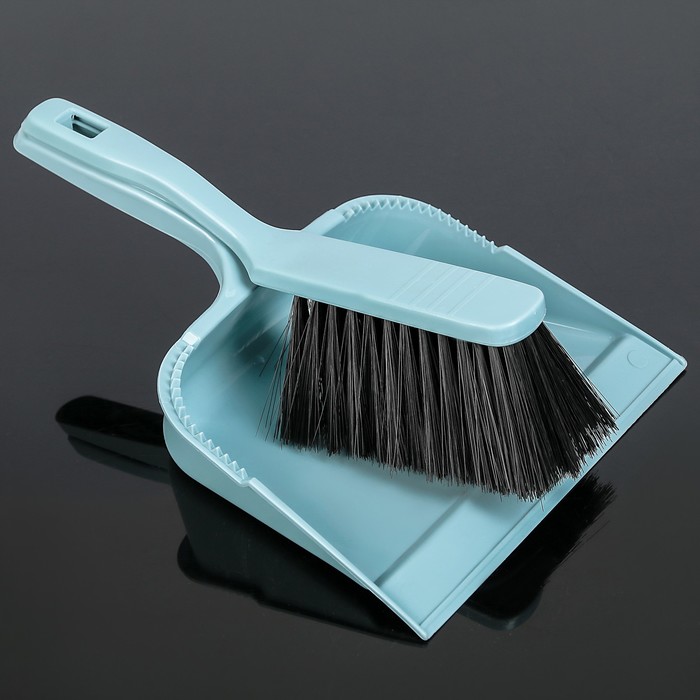 Набор для уборки "София": совок с кромкой и щетка, цвет МИКС