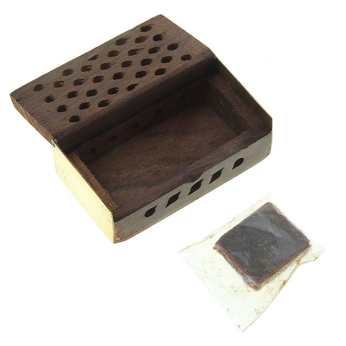 Аромасаше янтарь в шкатулке Наг Чампа - Амбер, 5 г. МИКС