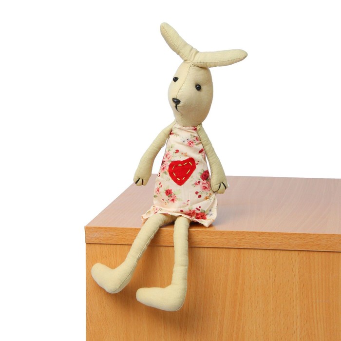 Мягкая игрушка "Зайка", платье с сердцем