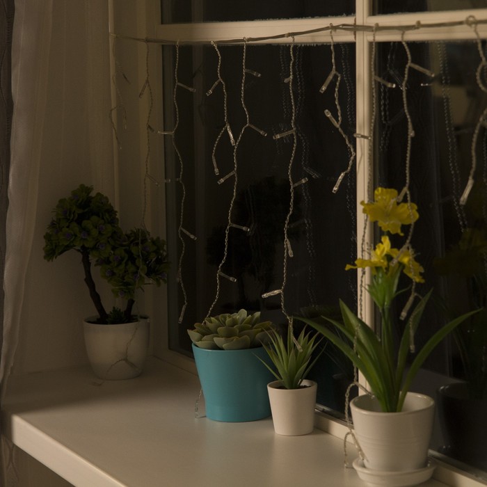 Гирлянда "Бахрома" УМС вилка, Ш:5,2 м, В:0,6 м, Н.С. LED-299-220V, контр. 8 р. КРАСНЫЙ