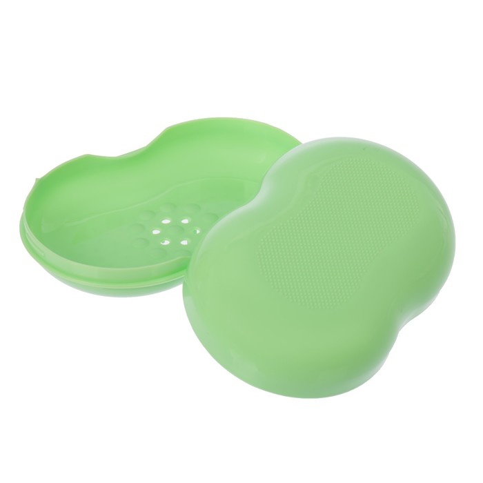 Мыльница закрытая "Вояж" со щеткой, цвет МИКС