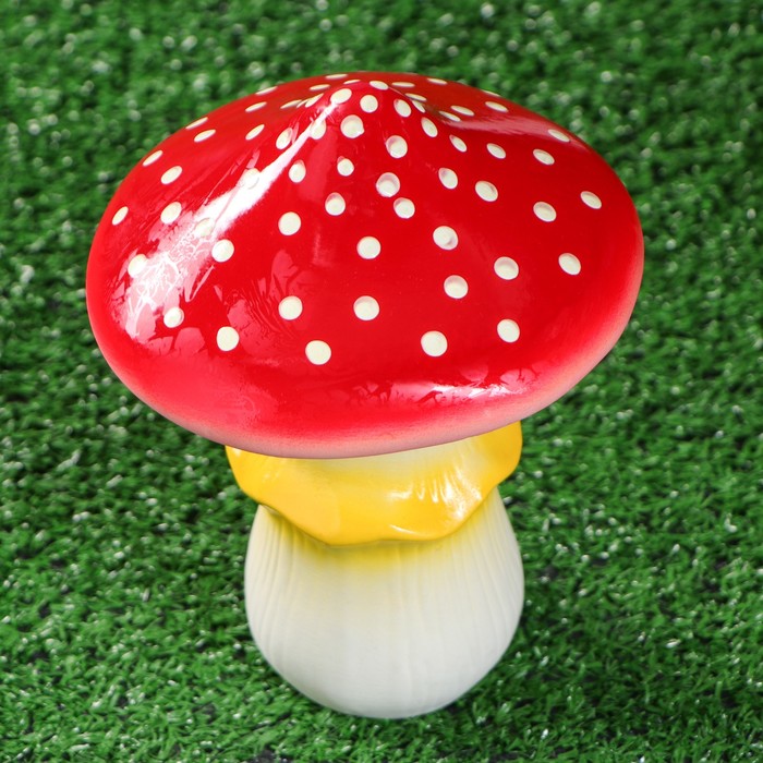 Садовая фигура "Мухомор" большой, бело-жёлтая ножка, острая шляпка