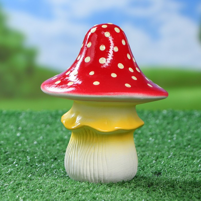 Садовая фигура "Мухомор" средний, острая шляпка, бело-жёлтая ножка