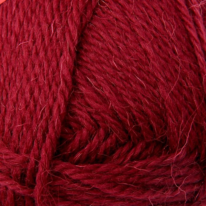 Пряжа "Хуторянка" 100% шерсть 170м/100гр (0025, вишня)