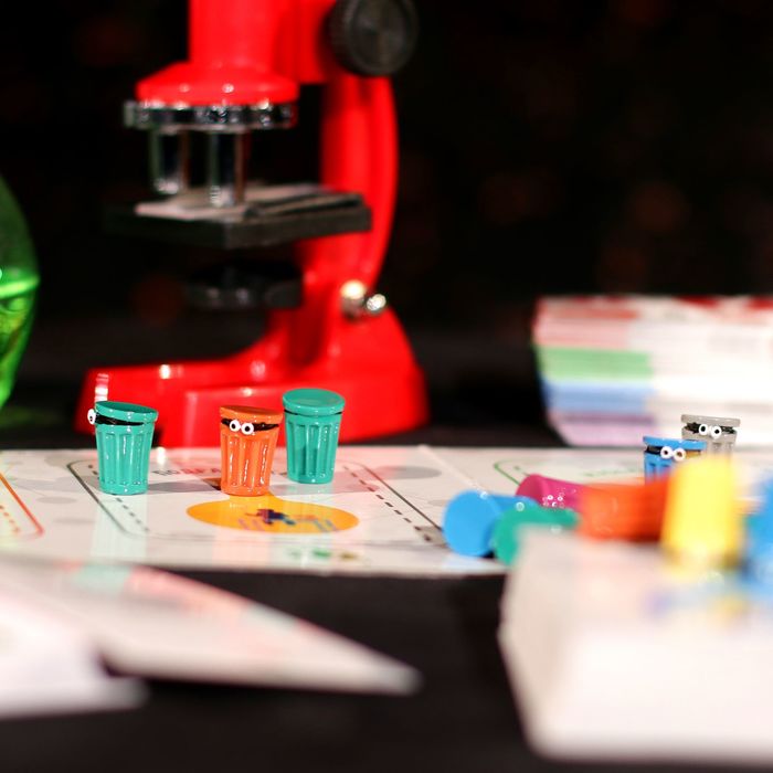 Настольная игра экономическая "Франкельвиль. Город безумных ученых"