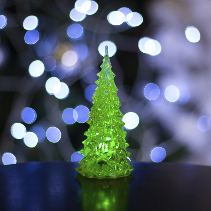 Игрушка световая "Ёлочка загадка" (батарейки в комплекте) 13 см, 1 LED, RGB, ЗЕЛЁНАЯ