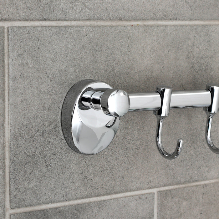 Крючок Accoona A11091-4, настенный, двигающийся, на планке 4 шт, хром