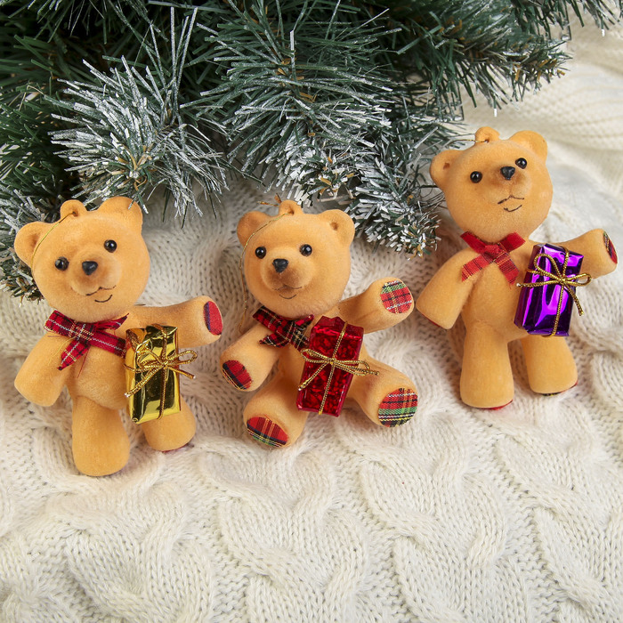 Ёлочная игрушка "Мишка с подарком" микс