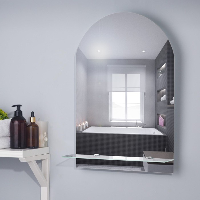 цена Зеркало «Арка», настенное, с полочкой, 39×59 см