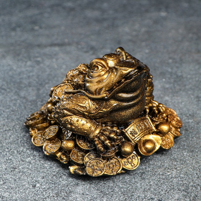 Сувенир "Жаба на монетах"