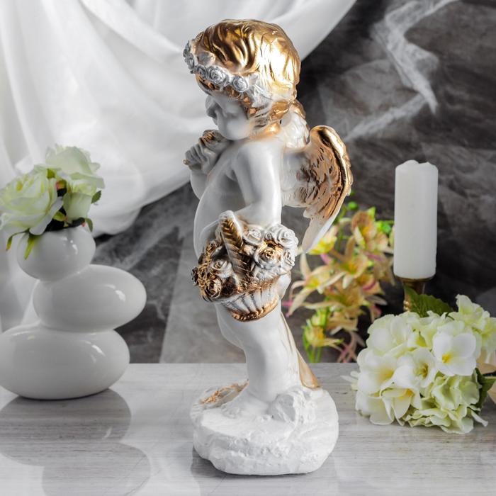 Статуэтка "Ангел с корзиной" белая