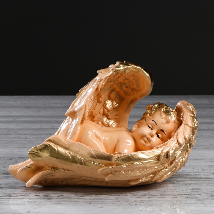 Статуэтка "Ангел в крыльях" бежевая