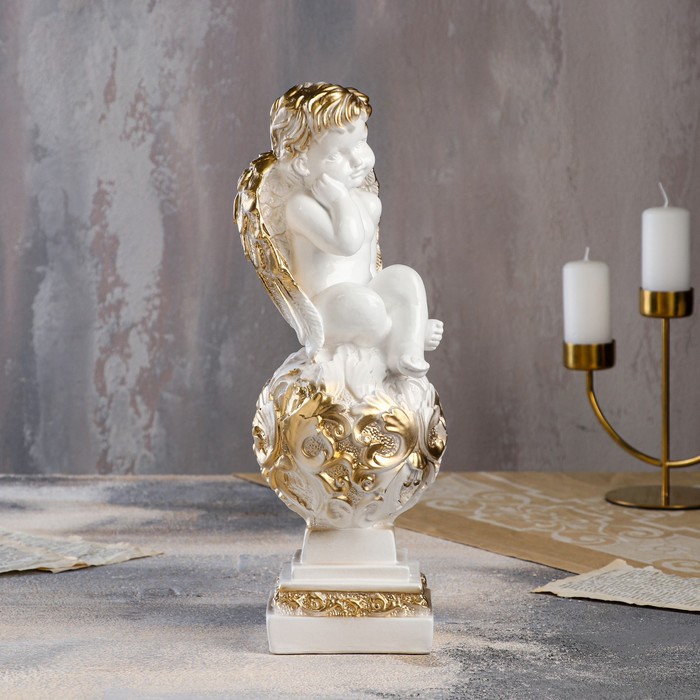 Статуэтка "Ангел на шаре" с узором, бело-золотая, гипс, 35 см