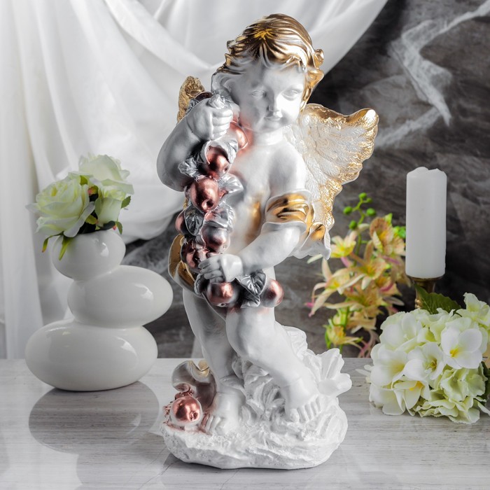 Статуэтка "Ангел с яблоками" белая