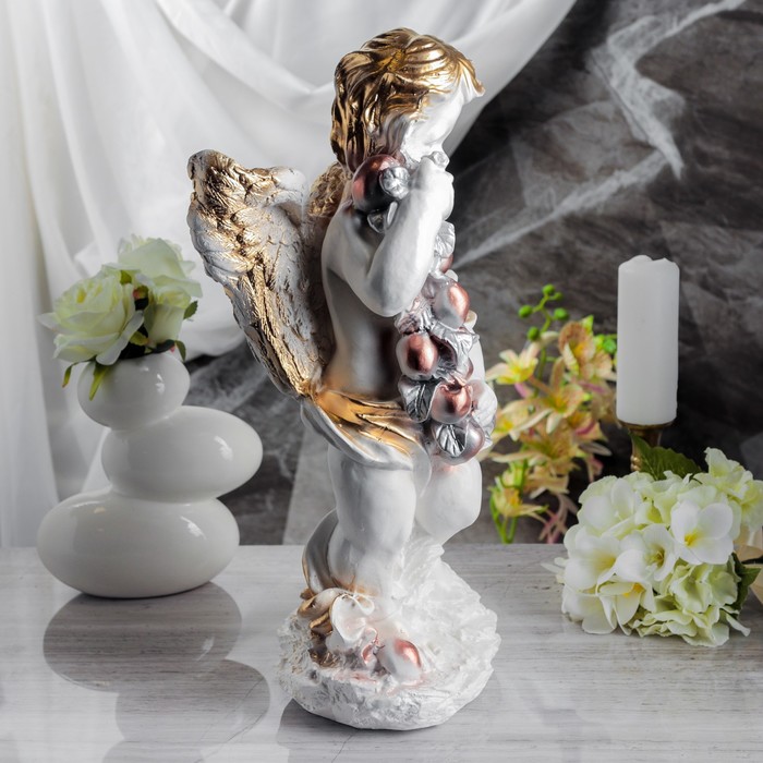 Статуэтка "Ангел с яблоками" белая