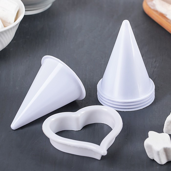 Набор форм для моделирования из марципана и теста 10х9х4 см "Каллы и лилии", 6 шт