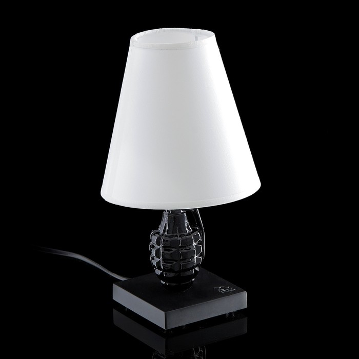 фото Лампа настольная "граната" черно-белая(микс) 22 × 30 × 22 см antartidee