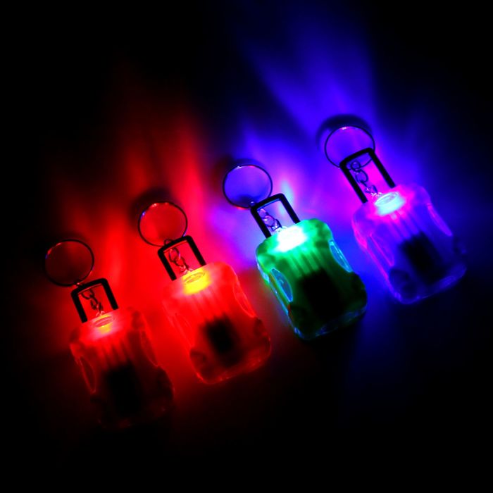 Брелок световой 1 лампочка "Чемодан", МИКС