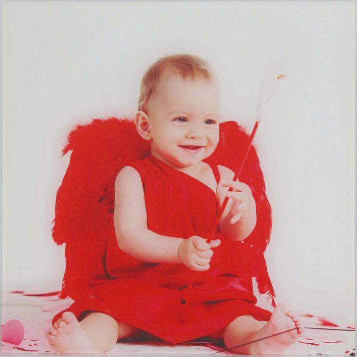 Картина на стекле "Ребёнок-ангел"