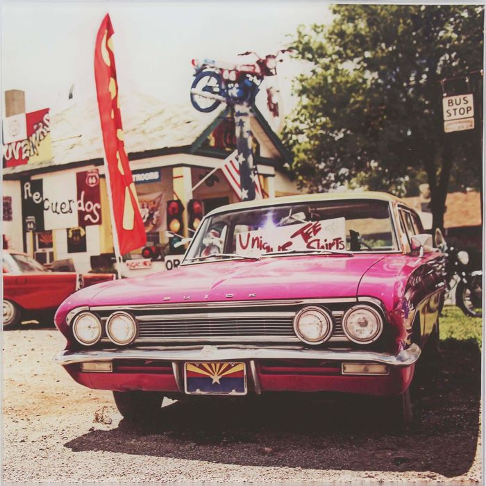 Картина на стекле "Розовый ретроавтомобиль"