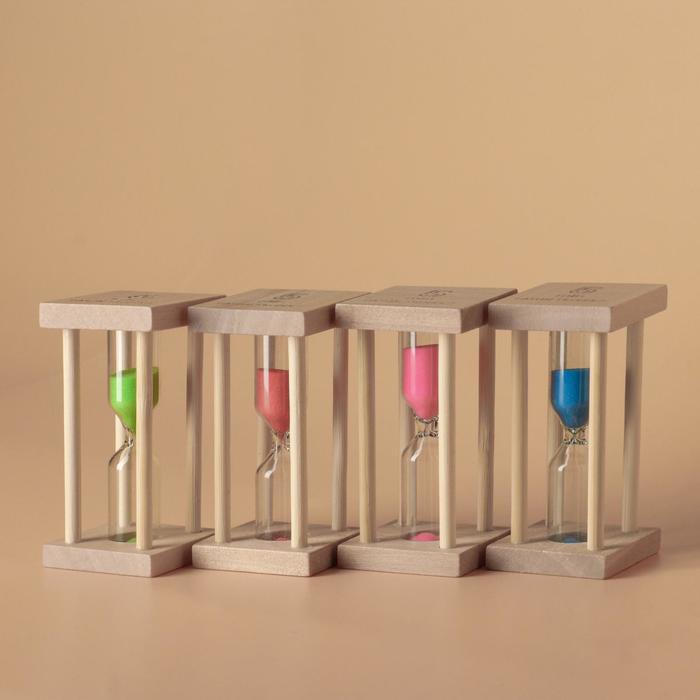 Часы песочные основание квадрат 5 минут МИКС 4,5х4,5х9,5 см
