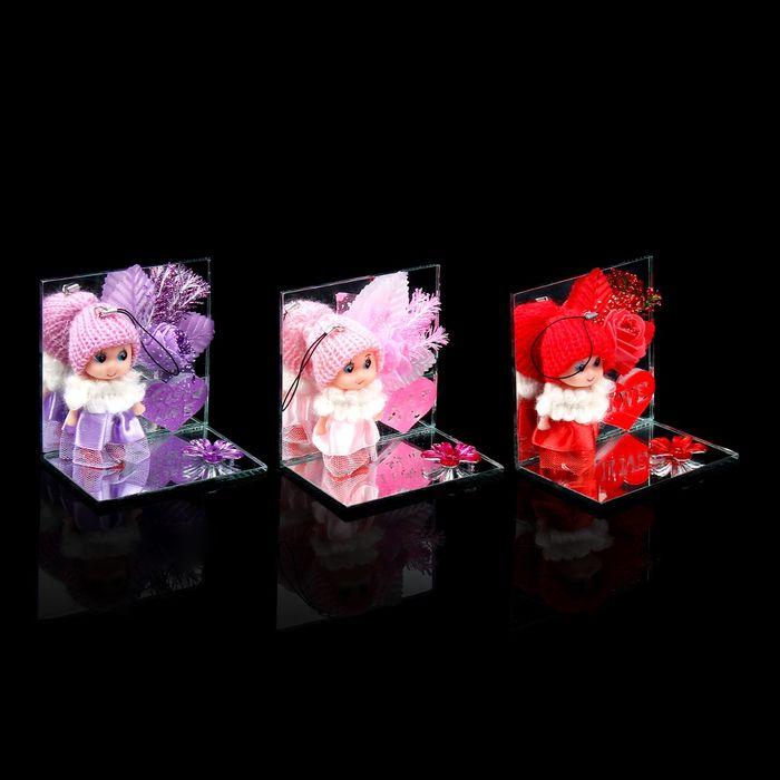 Сувенир "Малышка с сердечком" МИКС