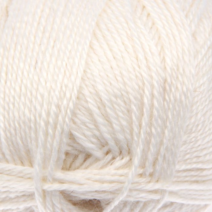 Пряжа "Алиса" 50% шерсть, 50% вискоза 300м/100гр (0230, отбелка)