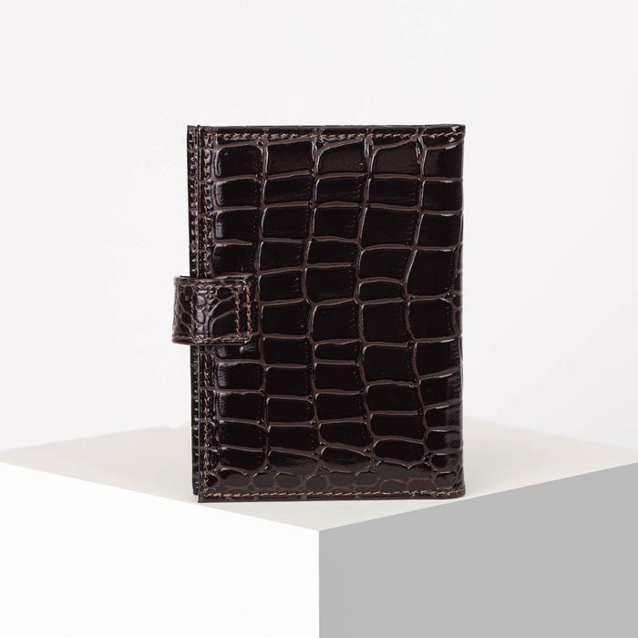 Обложка для автодокументов на кнопке, коричневый крокодил