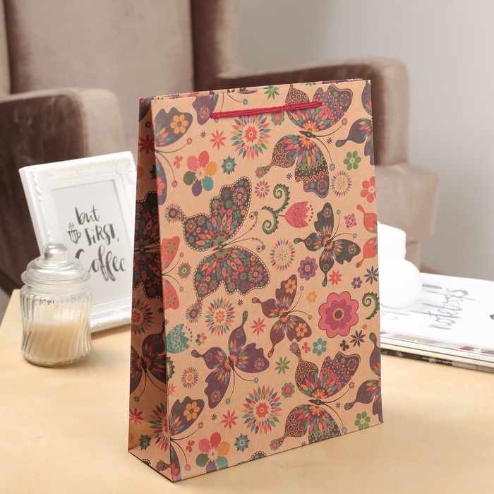Пакет крафт "Цветные бабочки", 31,5 х 9,5 х 41,5 см